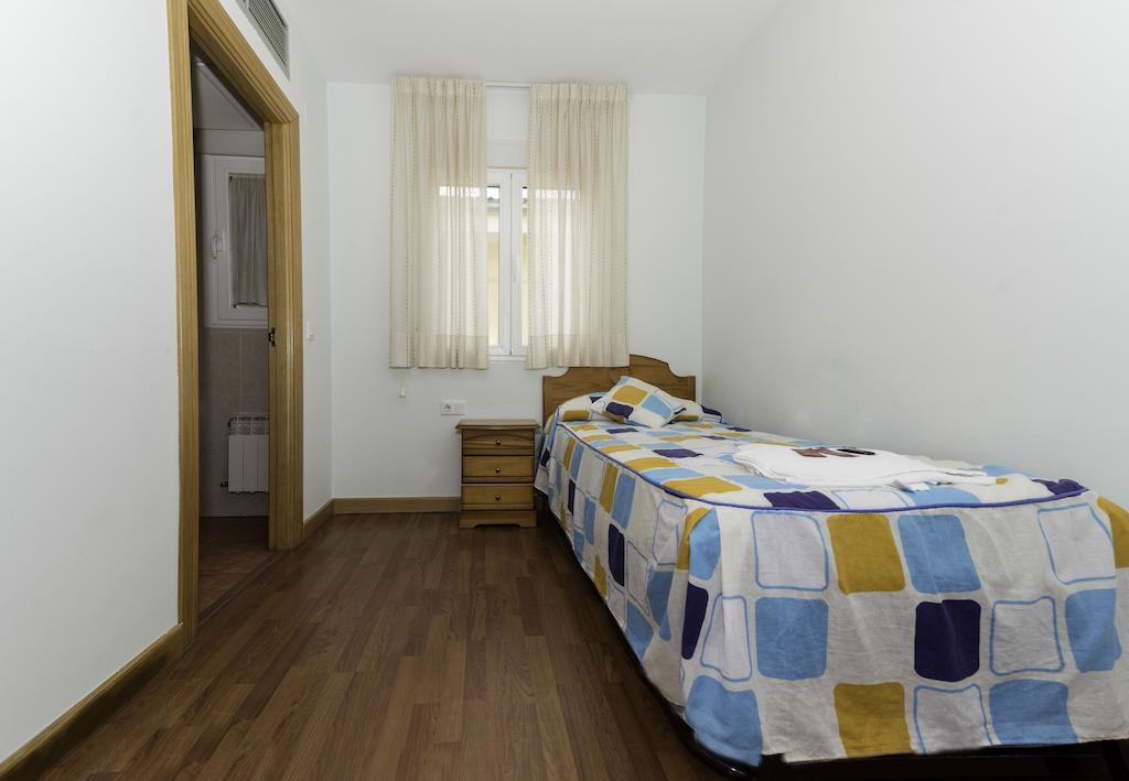 Hostal Restaurante La Pineda El Barco de Ávila Oda fotoğraf